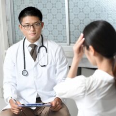 女性の薄毛はなぜ起こる？！女性ならではの薄毛の原因を解説